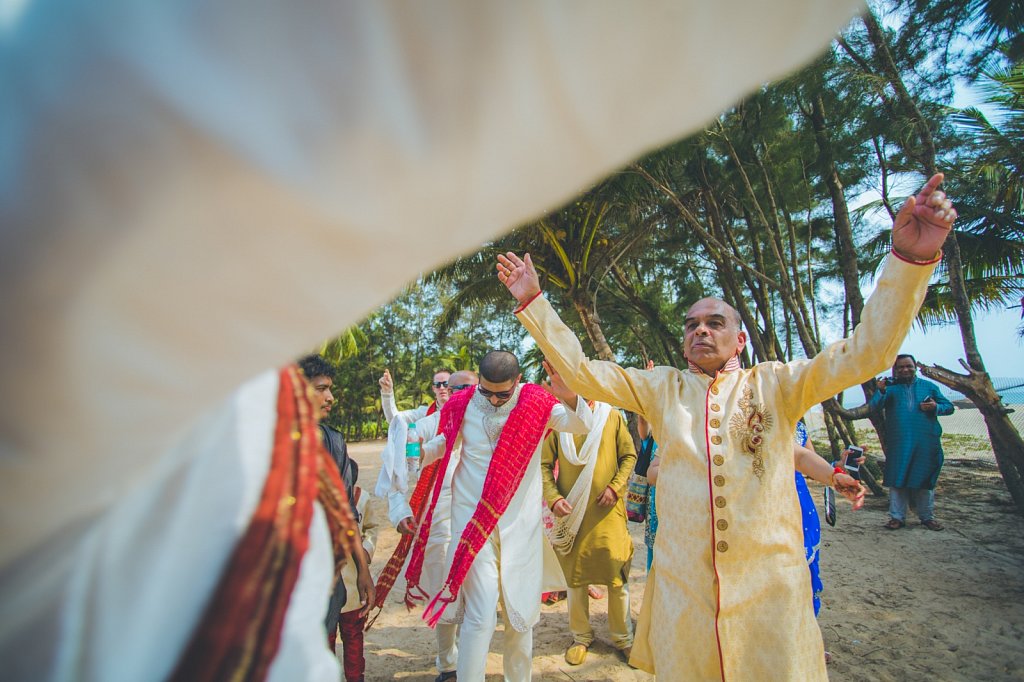 Beach-wedding-photography-shammi-sayyed-photography-India-10.jpg