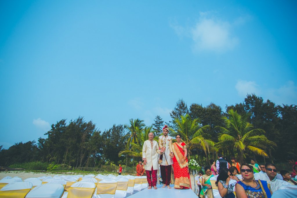 Beach-wedding-photography-shammi-sayyed-photography-India-27.jpg